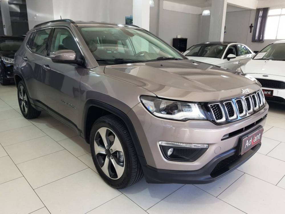 JEEP - COMPASS - 2017/2018 - Cinza - R$ 97.900,00