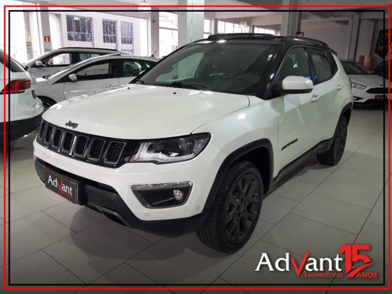 JEEP - COMPASS - 2020/2021 - Branca - R$ 137.900,00