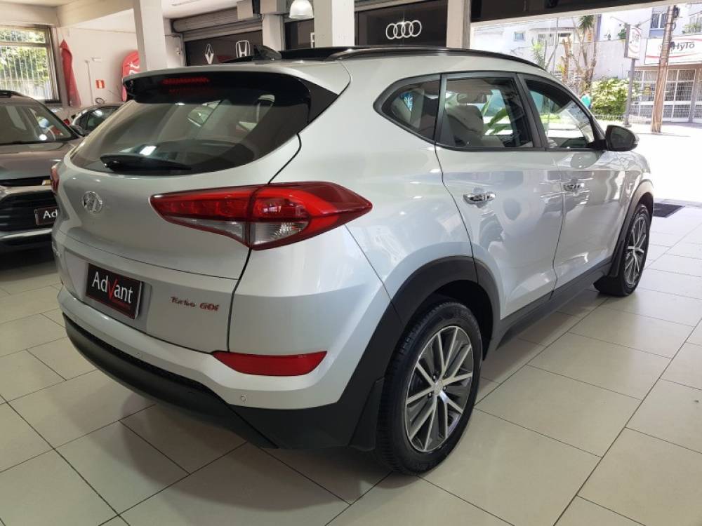 HYUNDAI - TUCSON - 2017/2018 - Prata - R$ 108.900,00