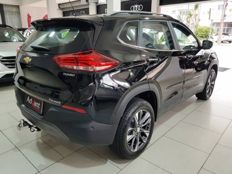 CHEVROLET - TRACKER - 2024/2025 - Preta - R$ 151.900,00