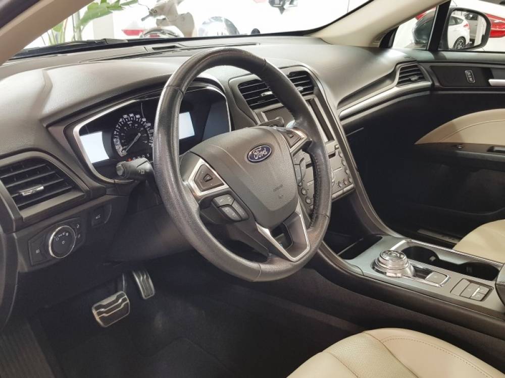 FORD - FUSION - 2017/2018 - Cinza - R$ 112.900,00