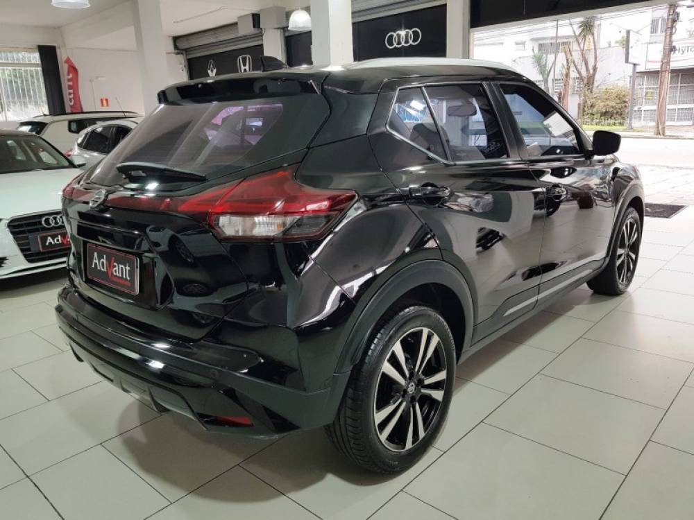 NISSAN - KICKS - 2021/2022 - Preta - R$ 102.900,00