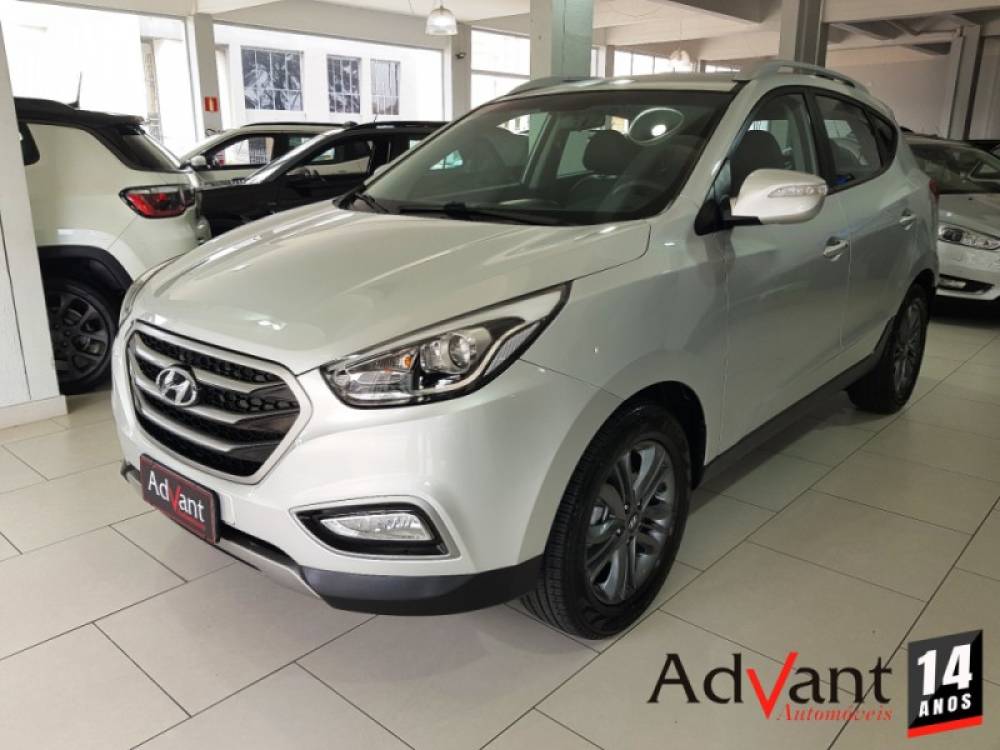 HYUNDAI - IX35 - 2017/2018 - Prata - R$ 87.900,00