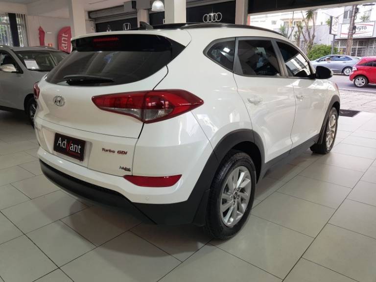 HYUNDAI - TUCSON - 2017/2018 - Branca - R$ 107.900,00