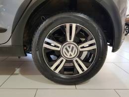 VOLKSWAGEN - UP - 2017/2018 - Cinza - R$ 64.900,00