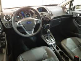 FORD - FIESTA - 2013/2014 - Prata - R$ 46.900,00