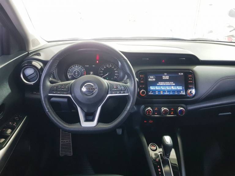 NISSAN - KICKS - 2021/2022 - Preta - R$ 102.900,00