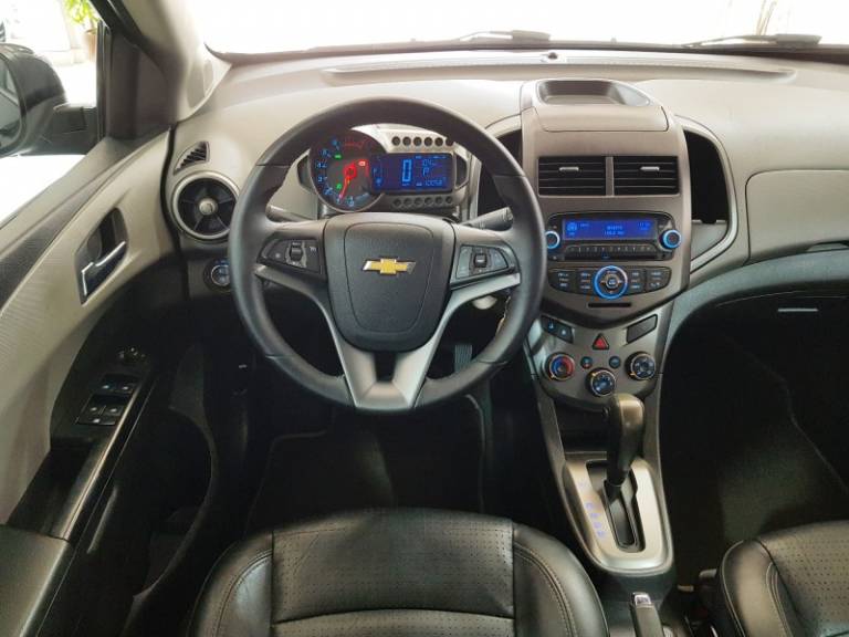 CHEVROLET - SONIC - 2012/2012 - Preta - R$ 38.900,00