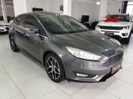 FORD - FOCUS - 2016/2017 - Cinza - R$ 70.900,00