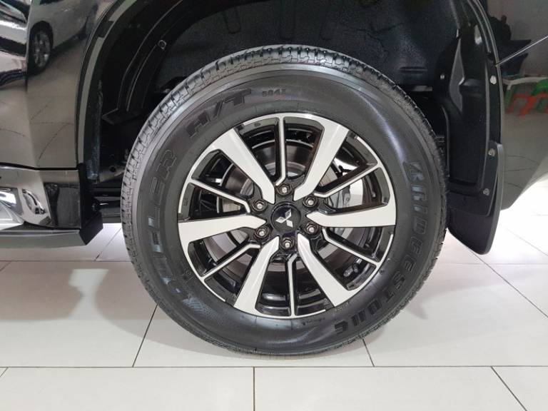 MITSUBISHI - PAJERO SPORT - 2020/2020 - Preta - R$ 254.900,00