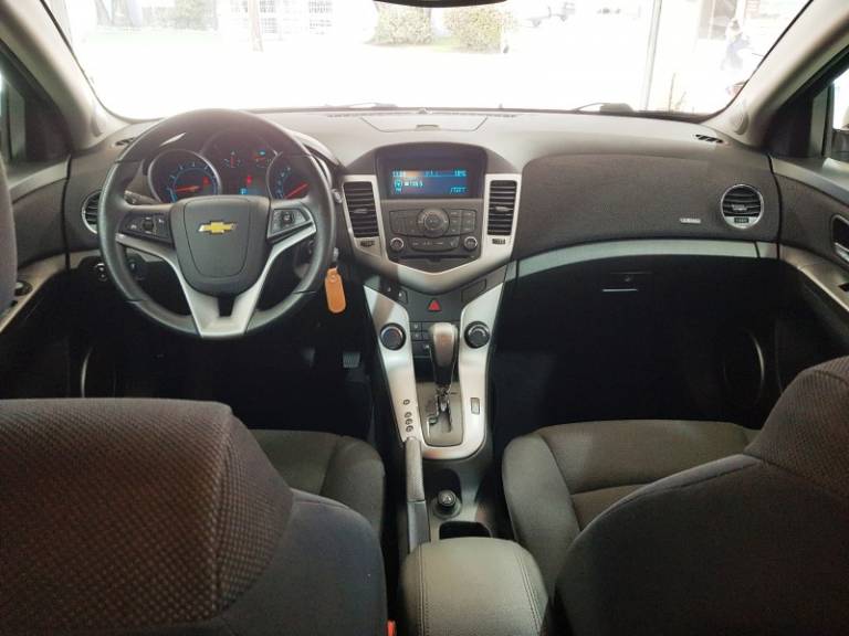 CHEVROLET - CRUZE - 2013/2014 - Bege - R$ 57.900,00