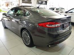 FORD - FUSION - 2017/2018 - Cinza - R$ 112.900,00