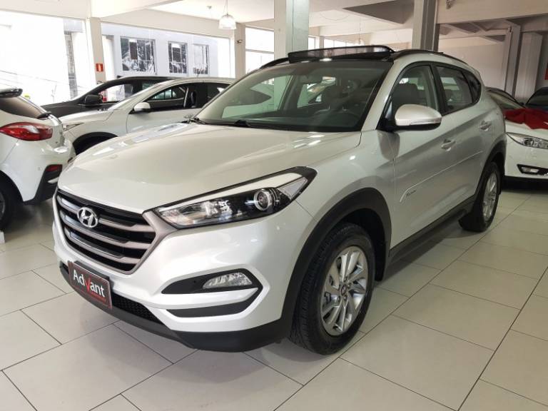 HYUNDAI - TUCSON - 2019/2020 - Prata - R$ 115.900,00