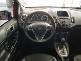 FORD - FIESTA - 2016/2017 - Vermelha - R$ 59.900,00