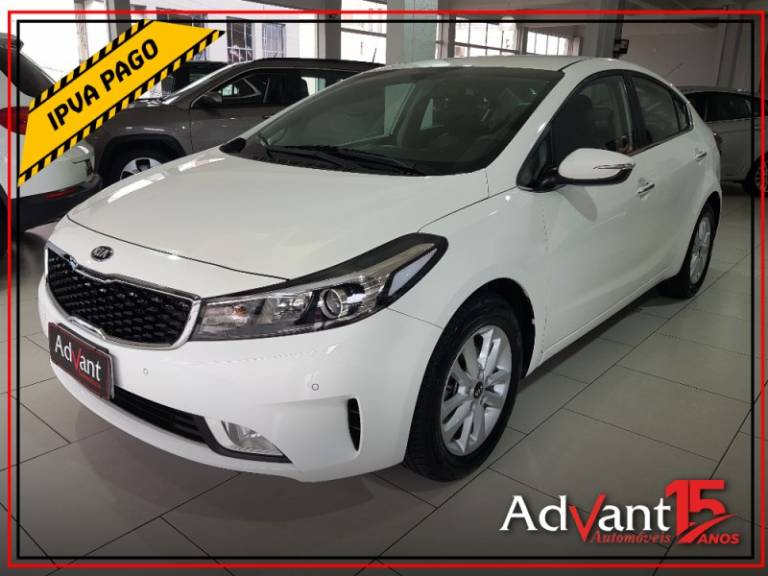 KIA MOTORS - CERATO - 2018/2018 - Branca - R$ 83.900,00