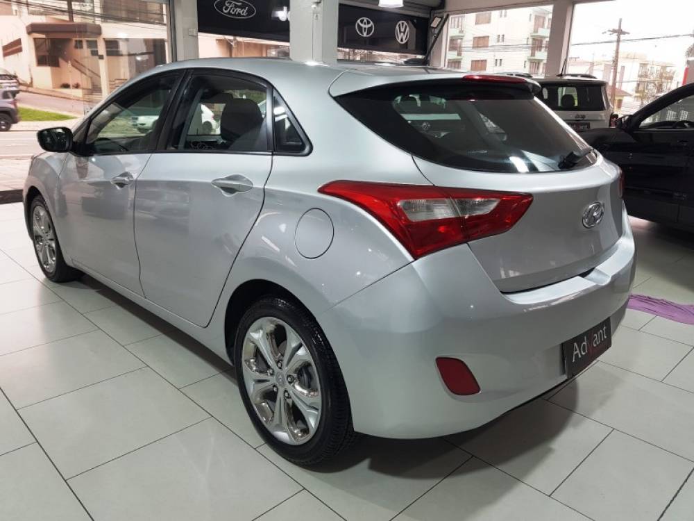 HYUNDAI - I30 - 2013/2014 - Prata - R$ 61.900,00