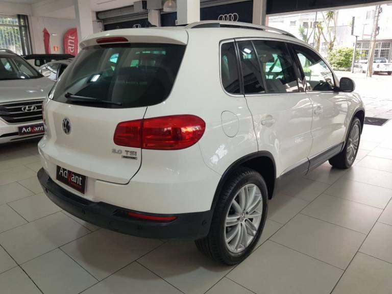 VOLKSWAGEN - TIGUAN - 2013/2013 - Branca - R$ 77.900,00