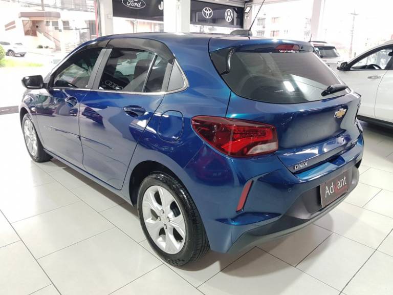 CHEVROLET - ONIX - 2019/2020 - Azul - R$ 77.900,00