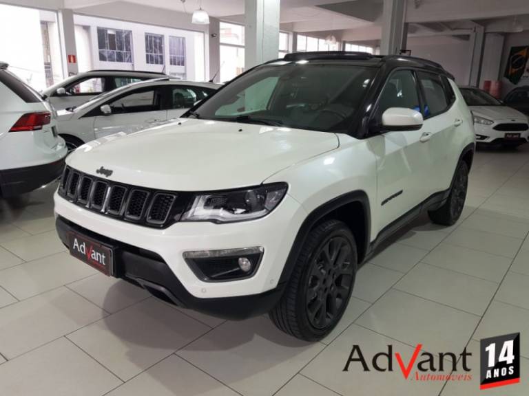 JEEP - COMPASS - 2020/2021 - Branca - R$ 140.900,00