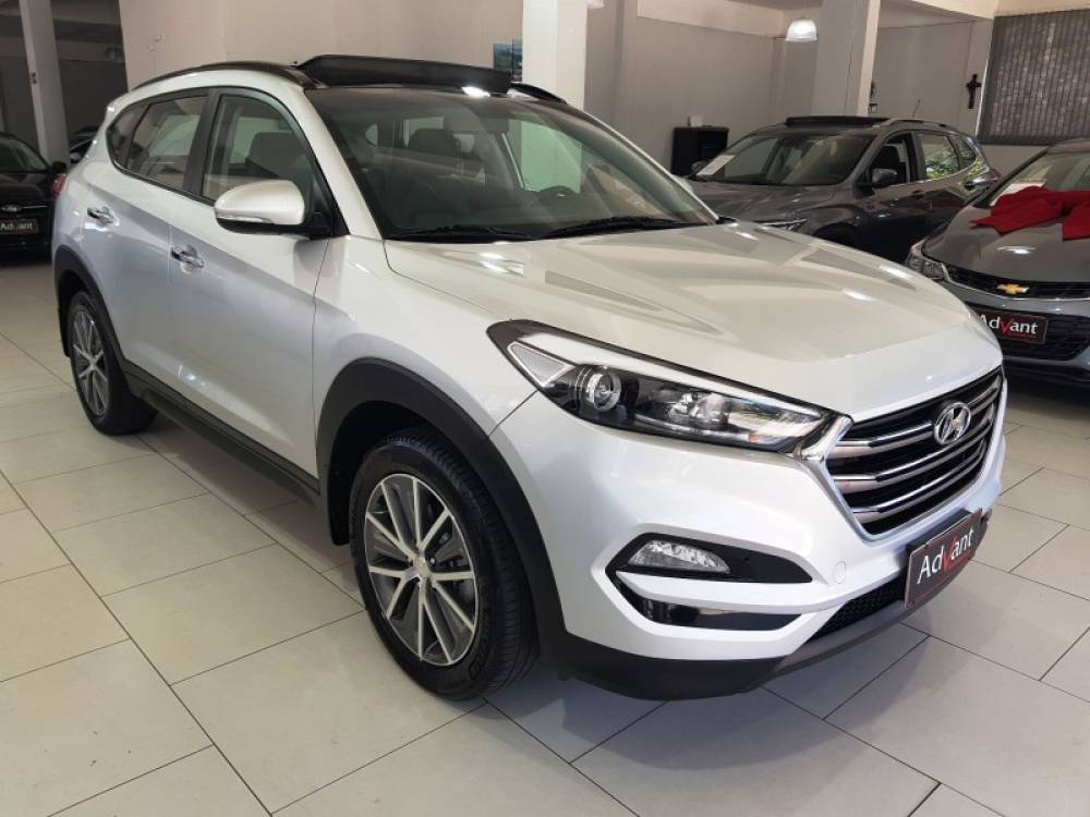 HYUNDAI - TUCSON - 2017/2018 - Prata - R$ 108.900,00