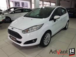 FORD - FIESTA - 2014/2015 - Branca - R$ 52.900,00