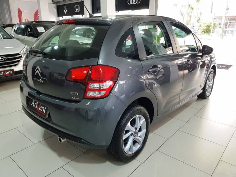 CITROËN - C3 - 2016/2017 - Cinza - R$ 54.900,00