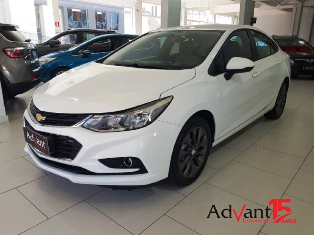 CHEVROLET - CRUZE - 2017/2018 - Branca - R$ 85.900,00