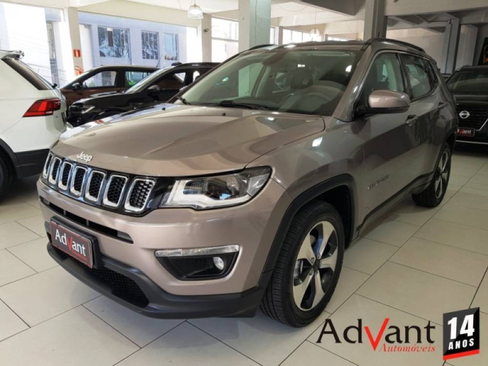 JEEP - COMPASS - 2017/2018 - Cinza - R$ 97.900,00