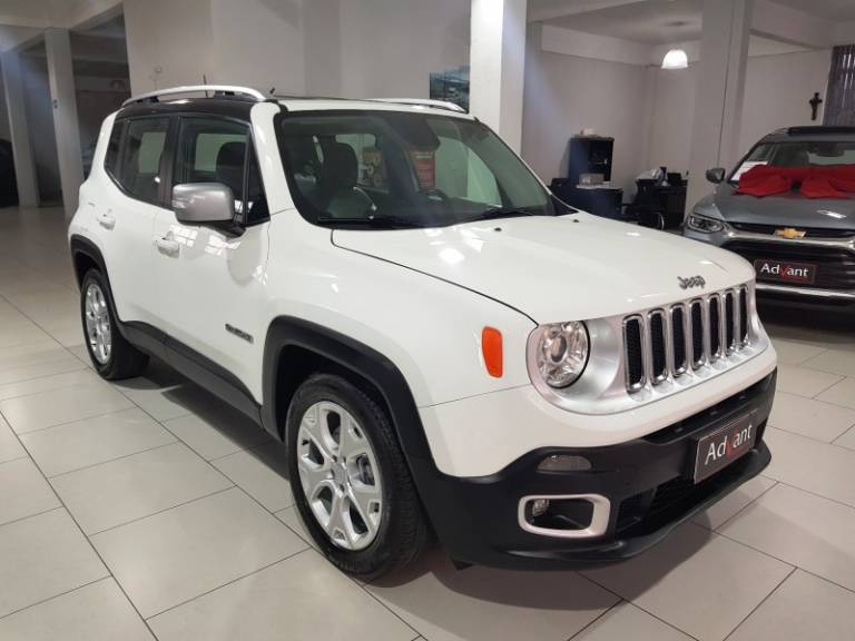 JEEP - RENEGADE - 2016/2017 - Branca - R$ 76.900,00