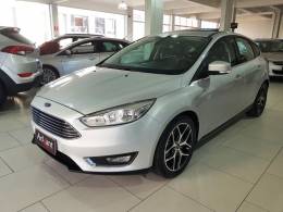 FORD - FOCUS - 2017/2018 - Prata - R$ 78.900,00