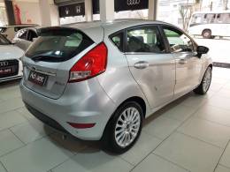 FORD - FIESTA - 2013/2014 - Prata - R$ 46.900,00