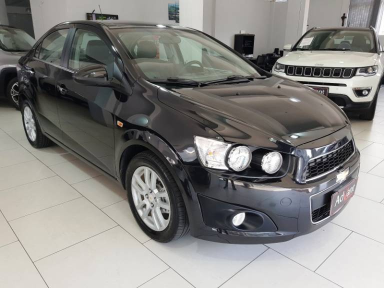 CHEVROLET - SONIC - 2012/2012 - Preta - R$ 38.900,00