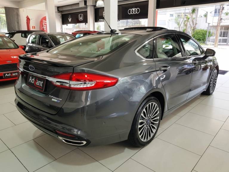 FORD - FUSION - 2017/2018 - Cinza - R$ 112.900,00